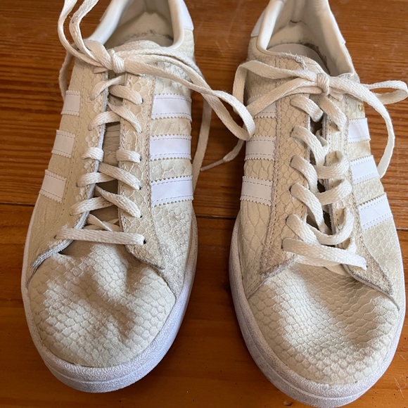Adidas campus women’s sneakers, 7 1/2 - Picture 4 of 5
